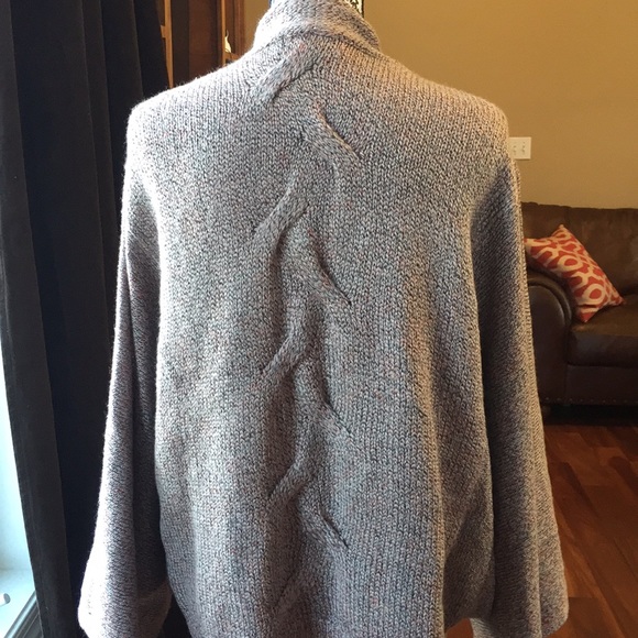 Grey cardigan - Picture 3 of 3